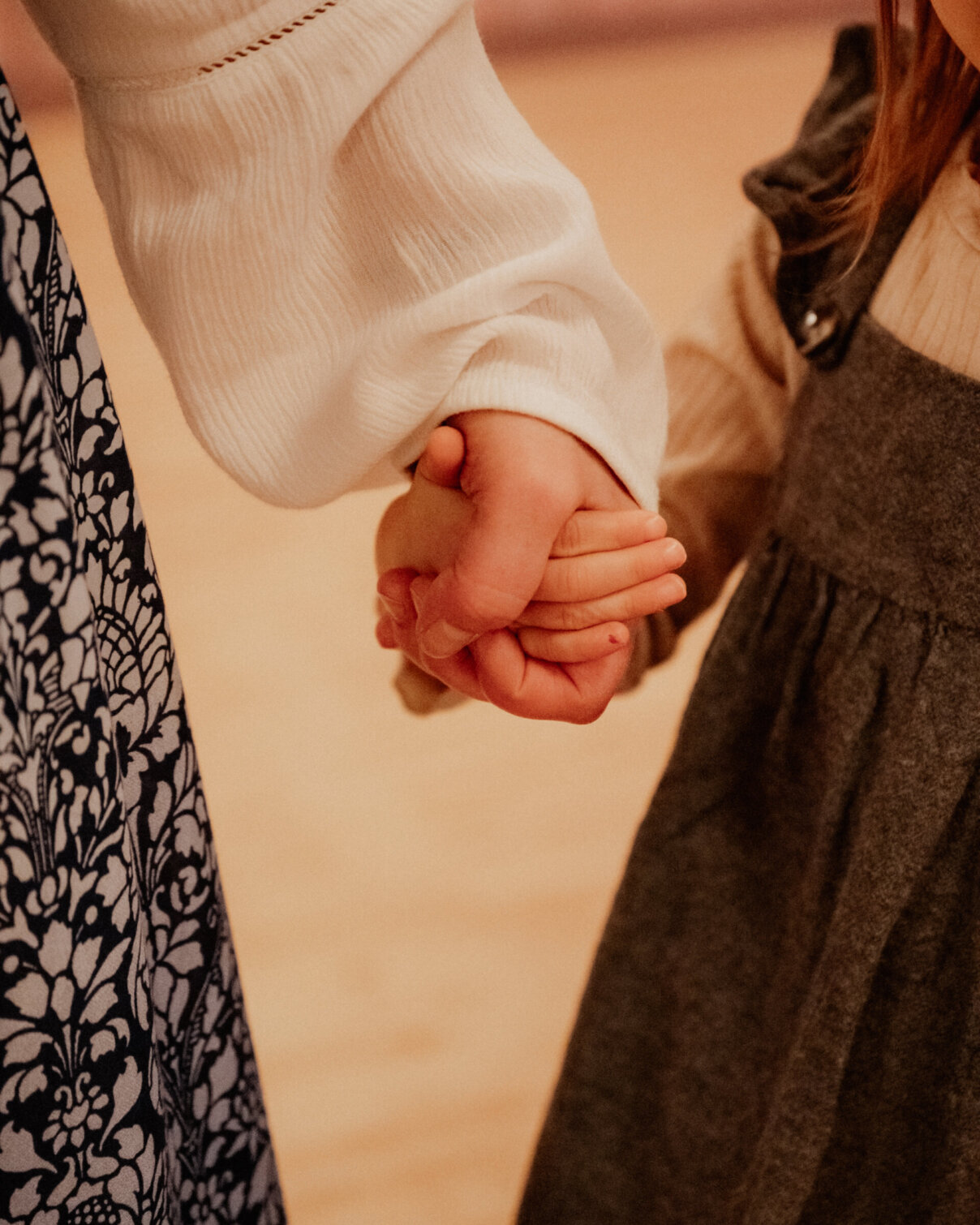 Kinderhände-KifaZ-header-parzival-zentrum-karlsruhe