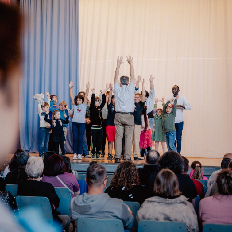 bühnen-auftritt-content-mitarbeit-parzival-zentrum-karlsruhe bühnen-auftritt-content-mitarbeit-parzival-zentrum-karlsruhe