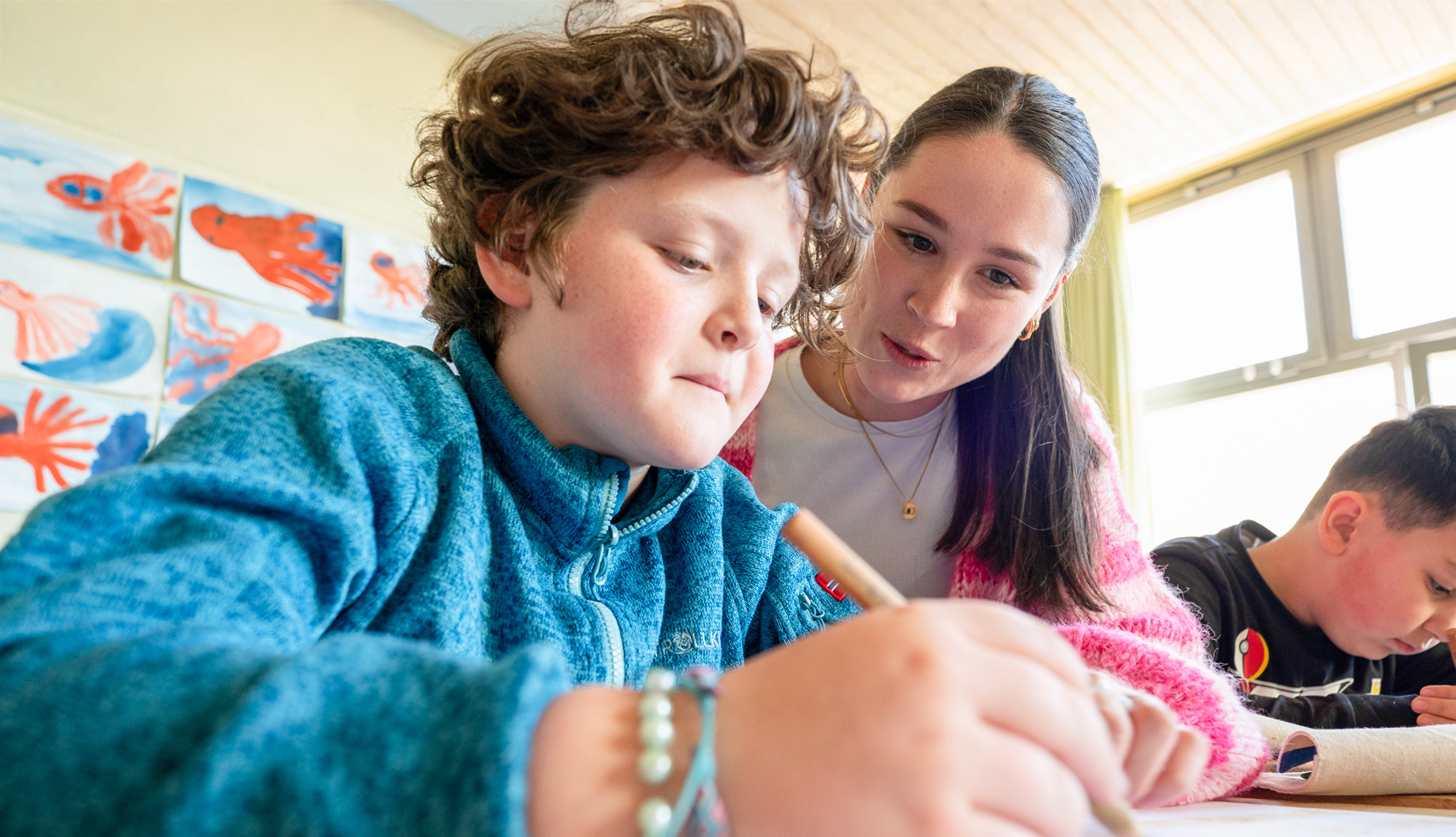 kind-lernt-titelbild-schulbegleitung-parzival-zentrum-karlsruhe
