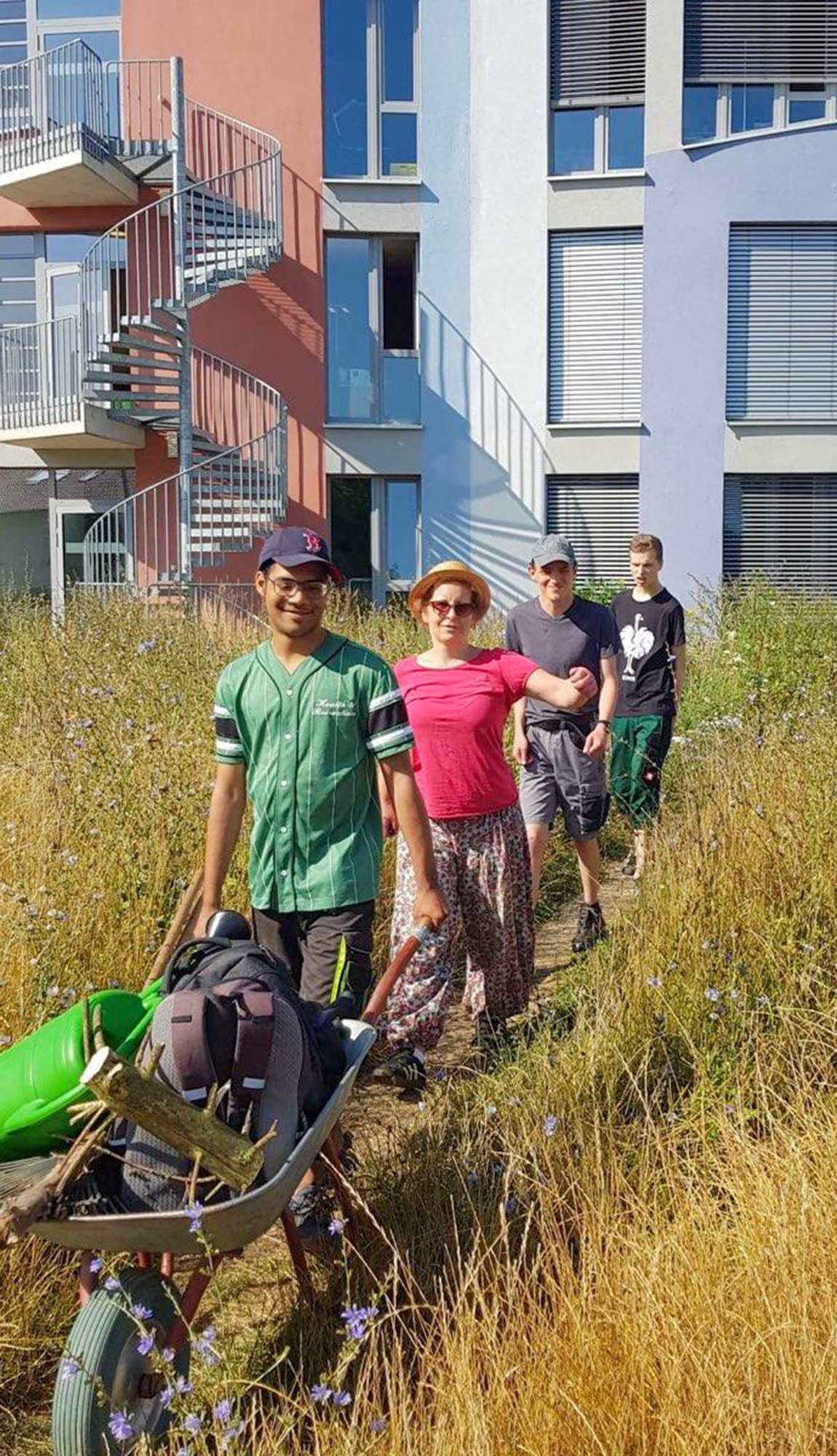 spaziergang-gruppe-content-lebens--und-werkgemeinschaft-parzival-zentrum-karlsruhe