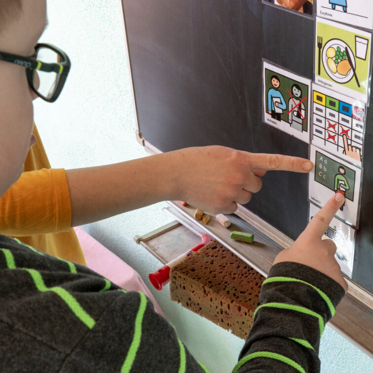 individuelle-begleitung-content-schulbegleitung-parzival-zentrum-karlsruhe individuelle-begleitung-content-schulbegleitung-parzival-zentrum-karlsruhe