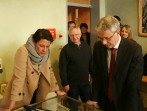 Am18.02.16 stattete Landrat Dr.Schnaudigl in Begleitung von Jugendamtsleiterin Frau Freund dem Parzival-Schulzentrum einen Besuch ab.
