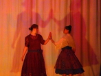 26 Ophelias Schattentheater Klassenspiel der 8a/8s